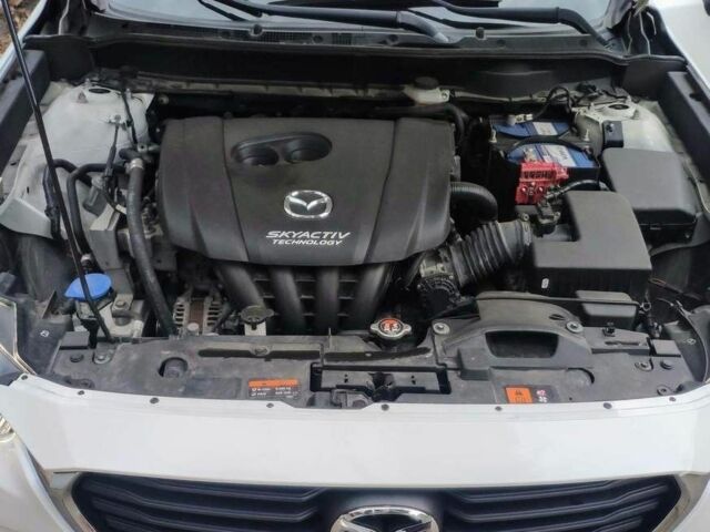 Білий Мазда СХ-3, об'ємом двигуна 2 л та пробігом 134 тис. км за 11300 $, фото 12 на Automoto.ua
