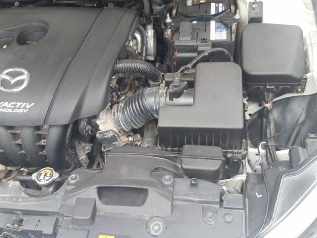 Белый Мазда СХ-3, объемом двигателя 2 л и пробегом 28 тыс. км за 16300 $, фото 9 на Automoto.ua