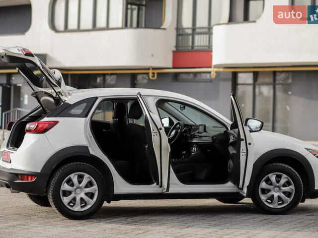 Білий Мазда СХ-3, об'ємом двигуна 2 л та пробігом 71 тис. км за 15800 $, фото 8 на Automoto.ua