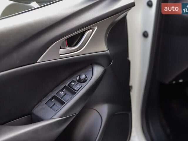 Білий Мазда СХ-3, об'ємом двигуна 2 л та пробігом 71 тис. км за 15800 $, фото 10 на Automoto.ua