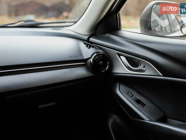 Білий Мазда СХ-3, об'ємом двигуна 2 л та пробігом 71 тис. км за 15800 $, фото 17 на Automoto.ua