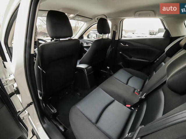 Білий Мазда СХ-3, об'ємом двигуна 2 л та пробігом 71 тис. км за 15800 $, фото 18 на Automoto.ua