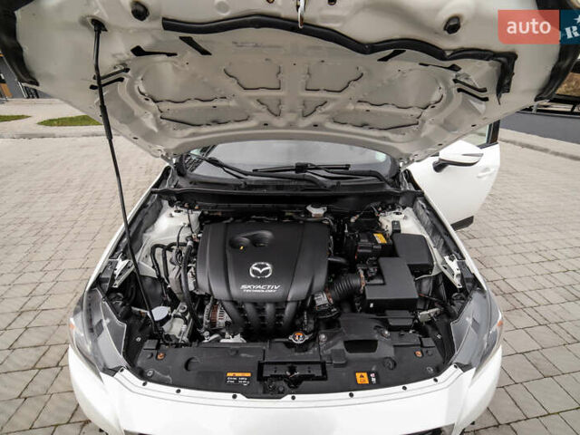 Білий Мазда СХ-3, об'ємом двигуна 2 л та пробігом 71 тис. км за 15800 $, фото 22 на Automoto.ua