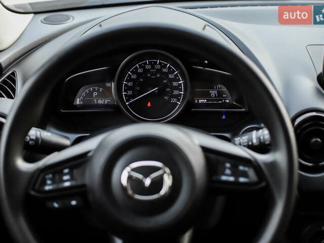 Білий Мазда СХ-3, об'ємом двигуна 2 л та пробігом 71 тис. км за 15800 $, фото 23 на Automoto.ua