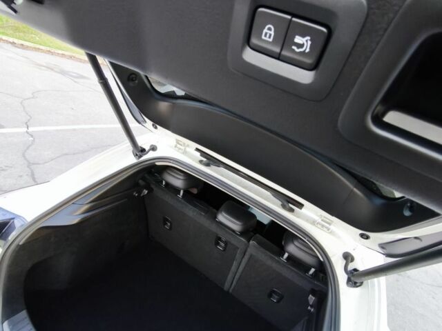 Білий Мазда СХ-3, об'ємом двигуна 2.5 л та пробігом 63 тис. км за 21400 $, фото 6 на Automoto.ua