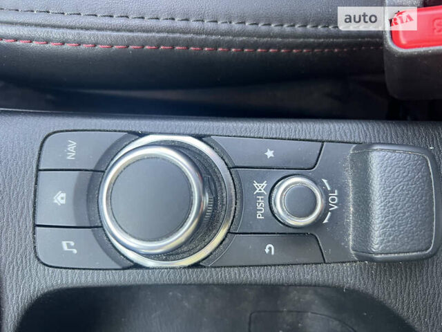 Белый Мазда СХ-3, объемом двигателя 1.5 л и пробегом 72 тыс. км за 23950 $, фото 34 на Automoto.ua