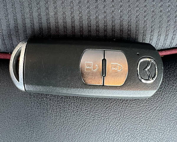 Белый Мазда СХ-3, объемом двигателя 1.5 л и пробегом 72 тыс. км за 23950 $, фото 42 на Automoto.ua