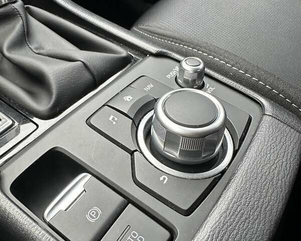 Белый Мазда СХ-3, объемом двигателя 2 л и пробегом 52 тыс. км за 16999 $, фото 40 на Automoto.ua