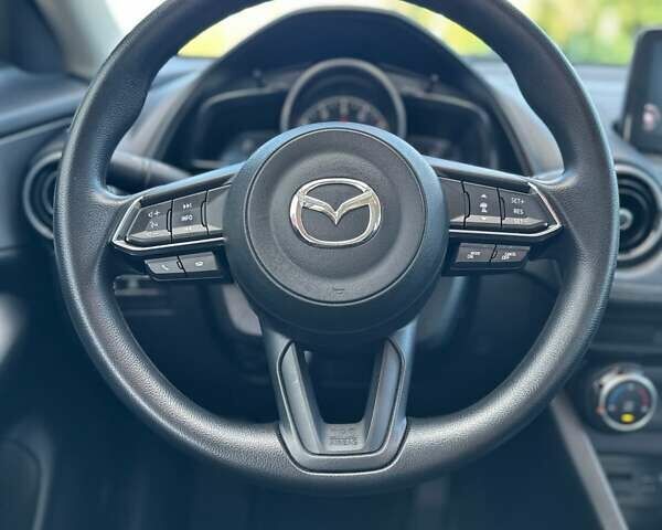 Белый Мазда СХ-3, объемом двигателя 2 л и пробегом 52 тыс. км за 17700 $, фото 16 на Automoto.ua