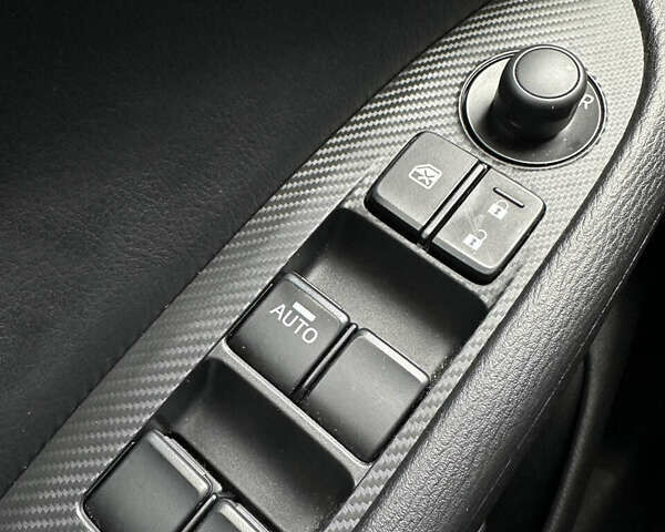 Белый Мазда СХ-3, объемом двигателя 2 л и пробегом 52 тыс. км за 16999 $, фото 30 на Automoto.ua