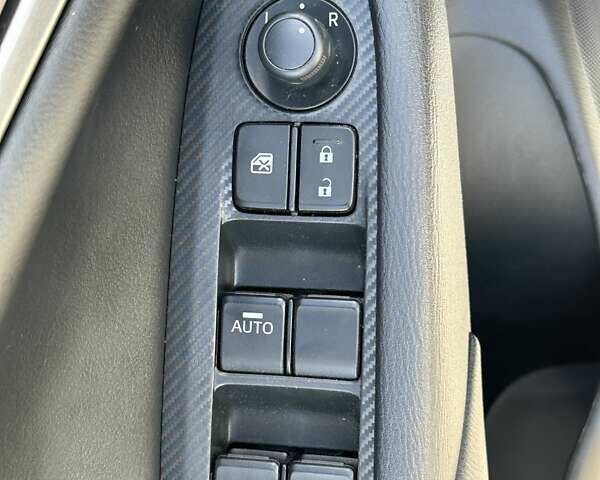 Білий Мазда СХ-3, об'ємом двигуна 2 л та пробігом 52 тис. км за 17700 $, фото 17 на Automoto.ua