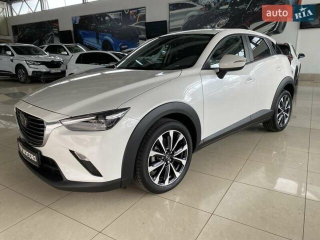 Белый Мазда СХ-3, объемом двигателя 1.5 л и пробегом 11 тыс. км за 24300 $, фото 9 на Automoto.ua
