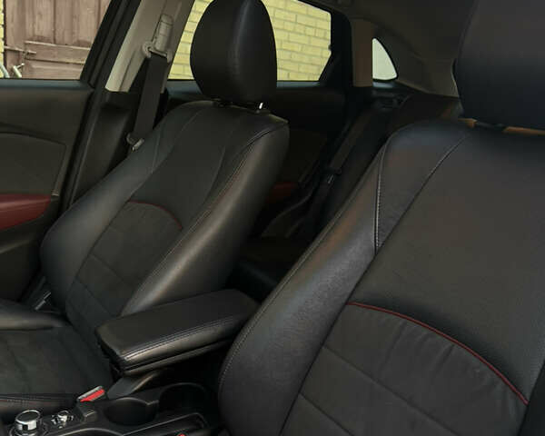 Чорний Мазда СХ-3, об'ємом двигуна 2 л та пробігом 149 тис. км за 15000 $, фото 13 на Automoto.ua