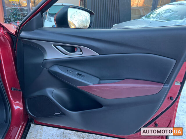 Красный Мазда СХ-3, объемом двигателя 2 л и пробегом 155 тыс. км за 13799 $, фото 7 на Automoto.ua