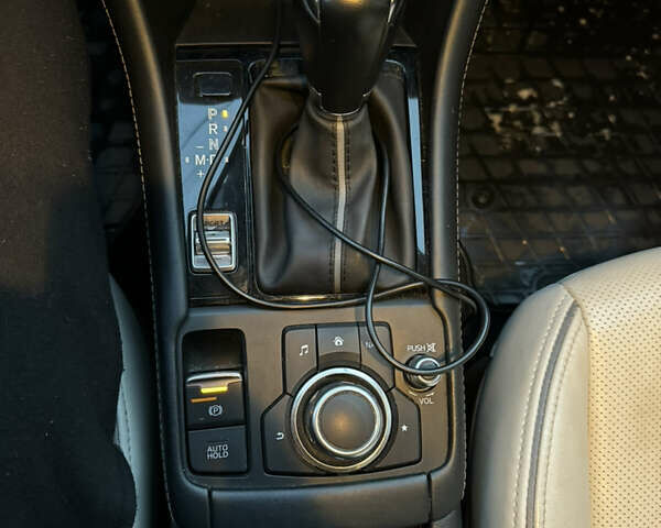 Красный Мазда СХ-3, объемом двигателя 2 л и пробегом 70 тыс. км за 22000 $, фото 21 на Automoto.ua