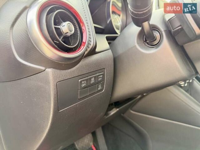 Червоний Мазда СХ-3, об'ємом двигуна 2 л та пробігом 71 тис. км за 18900 $, фото 19 на Automoto.ua