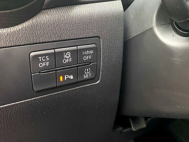 Красный Мазда СХ-3, объемом двигателя 2 л и пробегом 37 тыс. км за 22777 $, фото 7 на Automoto.ua