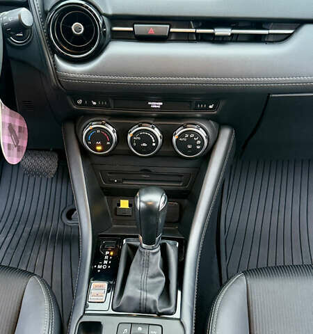 Красный Мазда СХ-3, объемом двигателя 2 л и пробегом 37 тыс. км за 21999 $, фото 23 на Automoto.ua