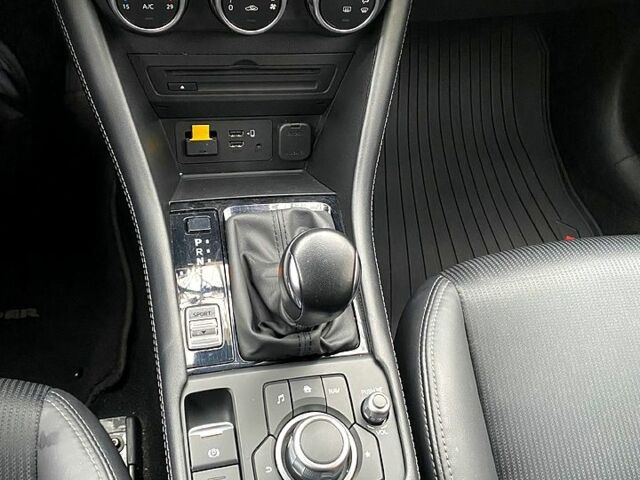 Красный Мазда СХ-3, объемом двигателя 2 л и пробегом 37 тыс. км за 22777 $, фото 11 на Automoto.ua