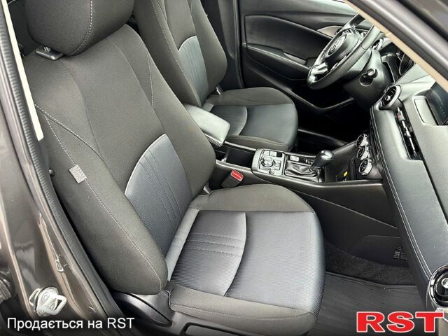 Мазда СХ-3, объемом двигателя 2 л и пробегом 113 тыс. км за 18900 $, фото 4 на Automoto.ua
