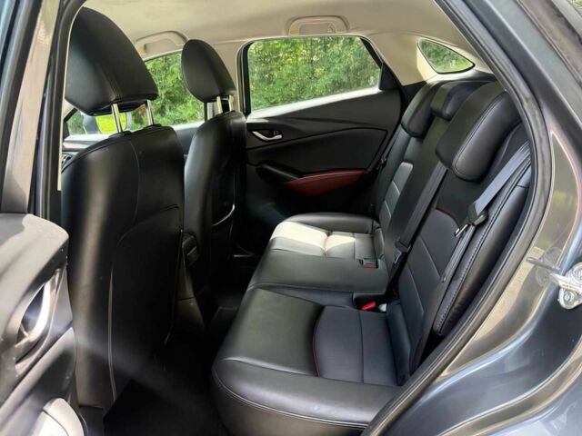 Сірий Мазда СХ-3, об'ємом двигуна 2 л та пробігом 78 тис. км за 9300 $, фото 10 на Automoto.ua