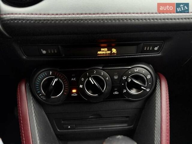 Серый Мазда СХ-3, объемом двигателя 2 л и пробегом 151 тыс. км за 12300 $, фото 33 на Automoto.ua