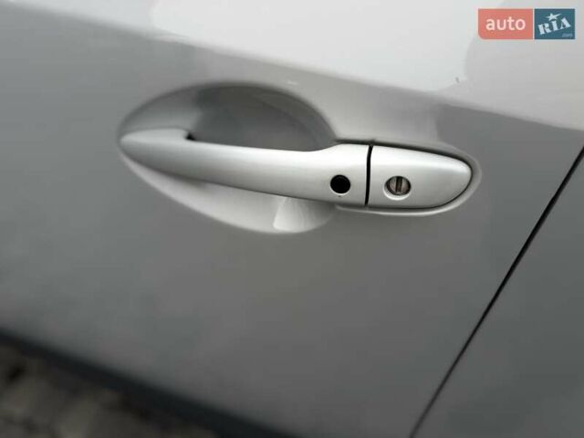 Серый Мазда СХ-3, объемом двигателя 2 л и пробегом 151 тыс. км за 12300 $, фото 19 на Automoto.ua