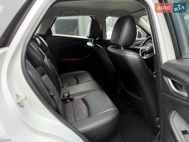 Серый Мазда СХ-3, объемом двигателя 2 л и пробегом 151 тыс. км за 12300 $, фото 55 на Automoto.ua