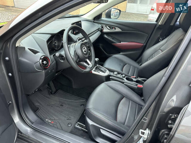Серый Мазда СХ-3, объемом двигателя 2 л и пробегом 76 тыс. км за 14500 $, фото 10 на Automoto.ua