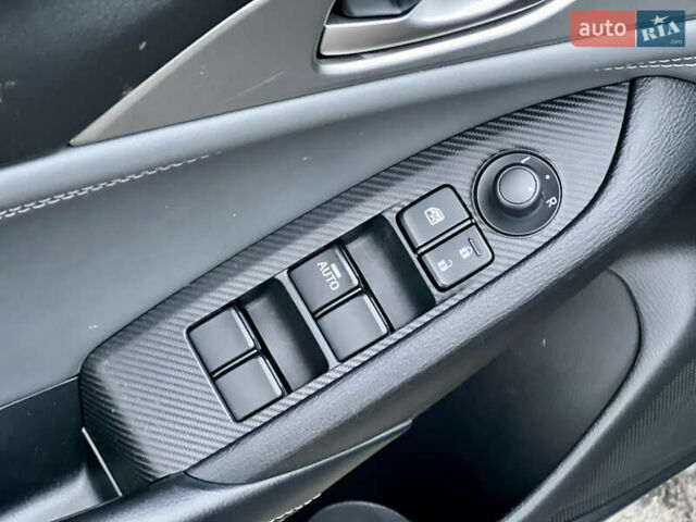 Серый Мазда СХ-3, объемом двигателя 2 л и пробегом 122 тыс. км за 12800 $, фото 22 на Automoto.ua