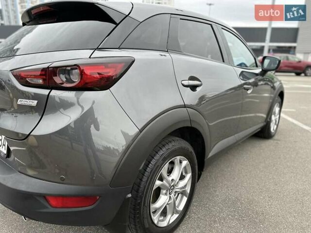 Сірий Мазда СХ-3, об'ємом двигуна 2 л та пробігом 113 тис. км за 18900 $, фото 7 на Automoto.ua