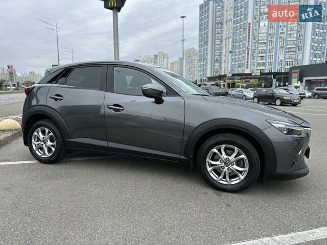 Сірий Мазда СХ-3, об'ємом двигуна 2 л та пробігом 113 тис. км за 18900 $, фото 1 на Automoto.ua