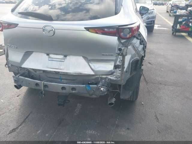 Сірий Мазда СХ-3, об'ємом двигуна 2.5 л та пробігом 98 тис. км за 4500 $, фото 5 на Automoto.ua