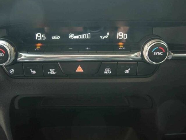 Сірий Мазда СХ-3, об'ємом двигуна 2.5 л та пробігом 28 тис. км за 14500 $, фото 16 на Automoto.ua