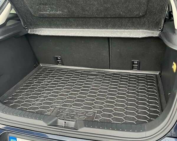 Мазда СХ-3 2018 в Львове на Automoto.ua Синий Мазда СХ-3, объемом двигателя 2 л и пробегом 43 тыс. км за 20499 $, фото 9 на Automoto.ua