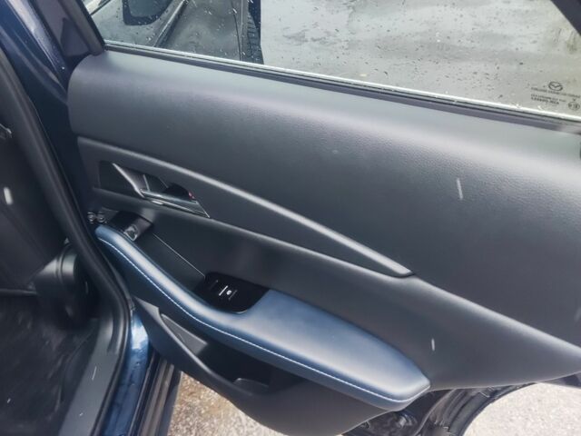 Синий Мазда СХ-3, объемом двигателя 2.5 л и пробегом 100 тыс. км за 18300 $, фото 17 на Automoto.ua