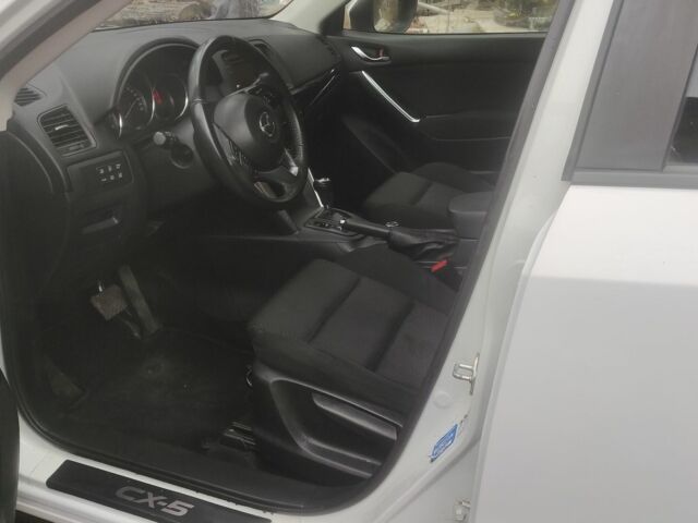 Белый Мазда СХ-5, объемом двигателя 0 л и пробегом 156 тыс. км за 11999 $, фото 8 на Automoto.ua