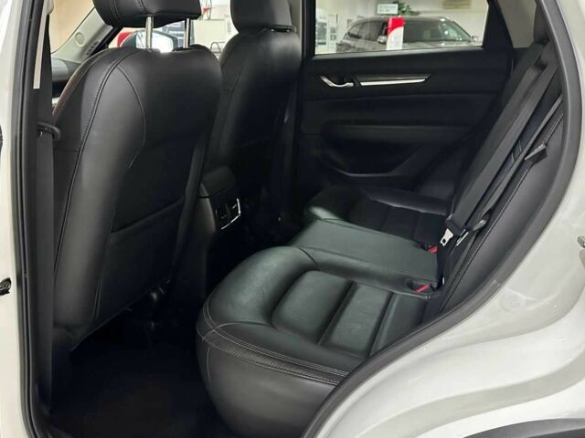 Белый Мазда СХ-5, объемом двигателя 2 л и пробегом 58 тыс. км за 29984 $, фото 10 на Automoto.ua