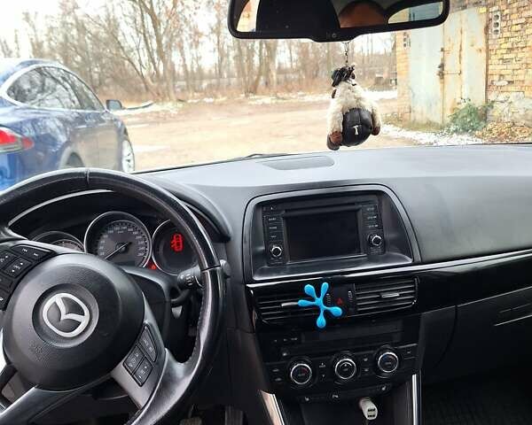 Білий Мазда СХ-5, об'ємом двигуна 2.2 л та пробігом 220 тис. км за 12500 $, фото 11 на Automoto.ua