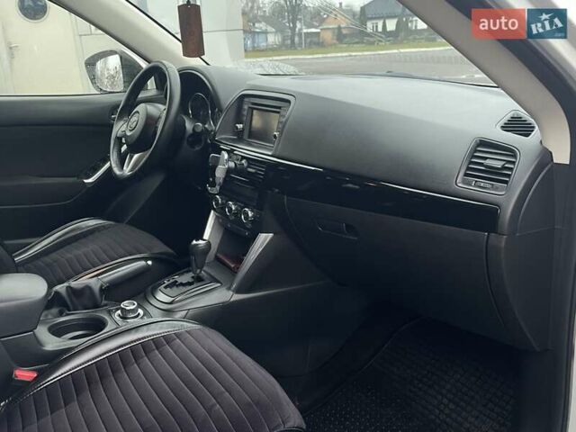 Білий Мазда СХ-5, об'ємом двигуна 2.2 л та пробігом 280 тис. км за 12600 $, фото 12 на Automoto.ua