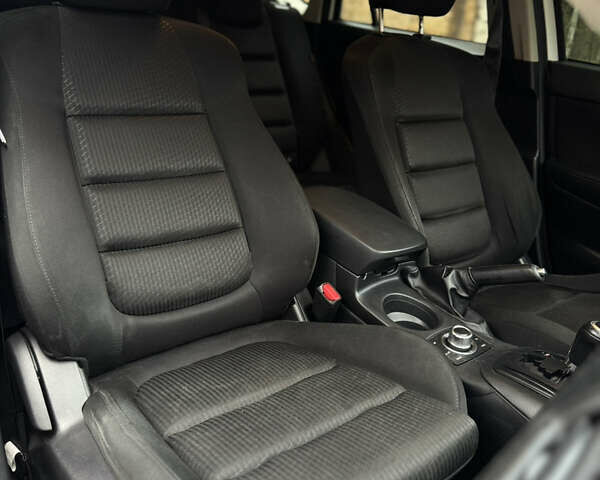 Білий Мазда СХ-5, об'ємом двигуна 2.19 л та пробігом 181 тис. км за 11500 $, фото 8 на Automoto.ua