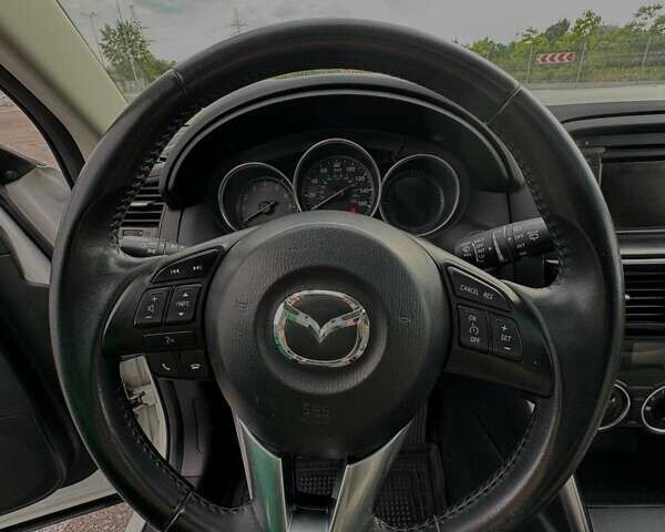 Белый Мазда СХ-5, объемом двигателя 2 л и пробегом 217 тыс. км за 13700 $, фото 43 на Automoto.ua