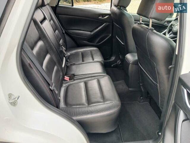 Белый Мазда СХ-5, объемом двигателя 2.2 л и пробегом 220 тыс. км за 13700 $, фото 36 на Automoto.ua