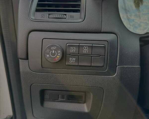 Белый Мазда СХ-5, объемом двигателя 2 л и пробегом 217 тыс. км за 14300 $, фото 41 на Automoto.ua