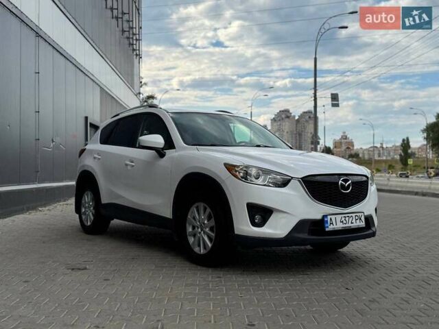 Белый Мазда СХ-5, объемом двигателя 2 л и пробегом 217 тыс. км за 14300 $, фото 2 на Automoto.ua