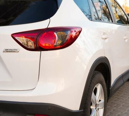 Белый Мазда СХ-5, объемом двигателя 2.19 л и пробегом 220 тыс. км за 13900 $, фото 26 на Automoto.ua