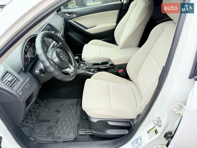 Белый Мазда СХ-5, объемом двигателя 2 л и пробегом 176 тыс. км за 11200 $, фото 56 на Automoto.ua