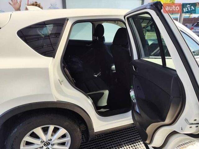 Мазда СХ-5 2012 в Ровно на Automoto.ua Белый Мазда СХ-5, объемом двигателя 2.2 л и пробегом 237 тыс. км за 11950 $, фото 10 на Automoto.ua