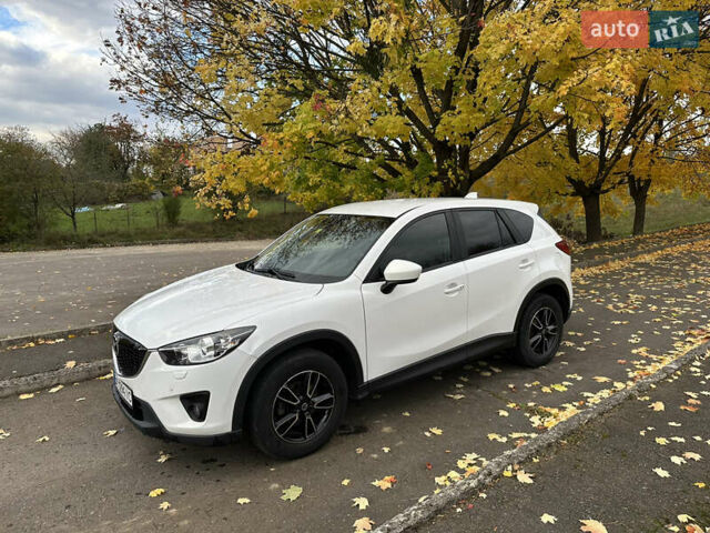 Белый Мазда СХ-5, объемом двигателя 2.2 л и пробегом 226 тыс. км за 14000 $, фото 2 на Automoto.ua