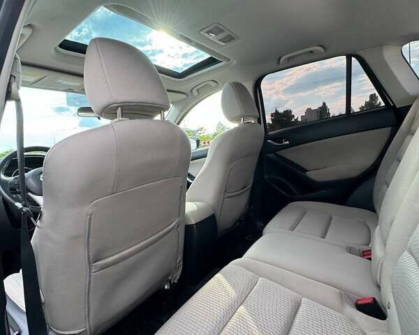 Белый Мазда СХ-5, объемом двигателя 2 л и пробегом 217 тыс. км за 13700 $, фото 31 на Automoto.ua